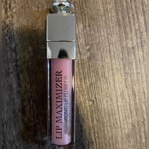 Dior Hyaluronic Lip Plumper in 001 Pink